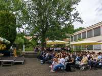 Elternbeiratsvorsitzende Frau Frosch 6