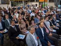 Schüler, Lehrer, Gäste