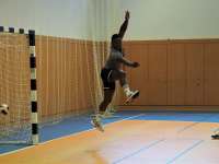 Der Ball geht ins Tor